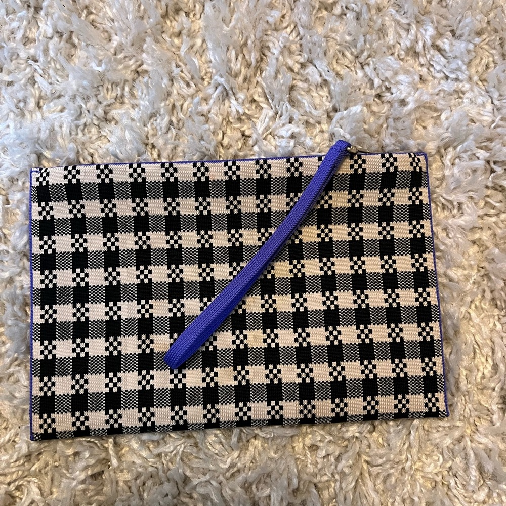 Rothys Wristlet